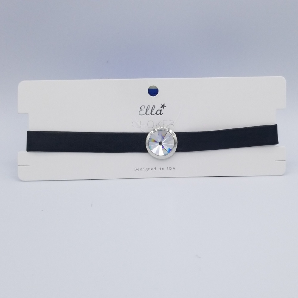 Black Choker with Middle Stone